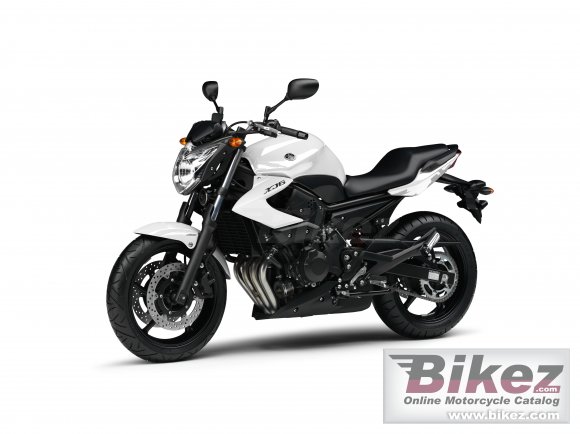 2012 Yamaha XJ6 photo